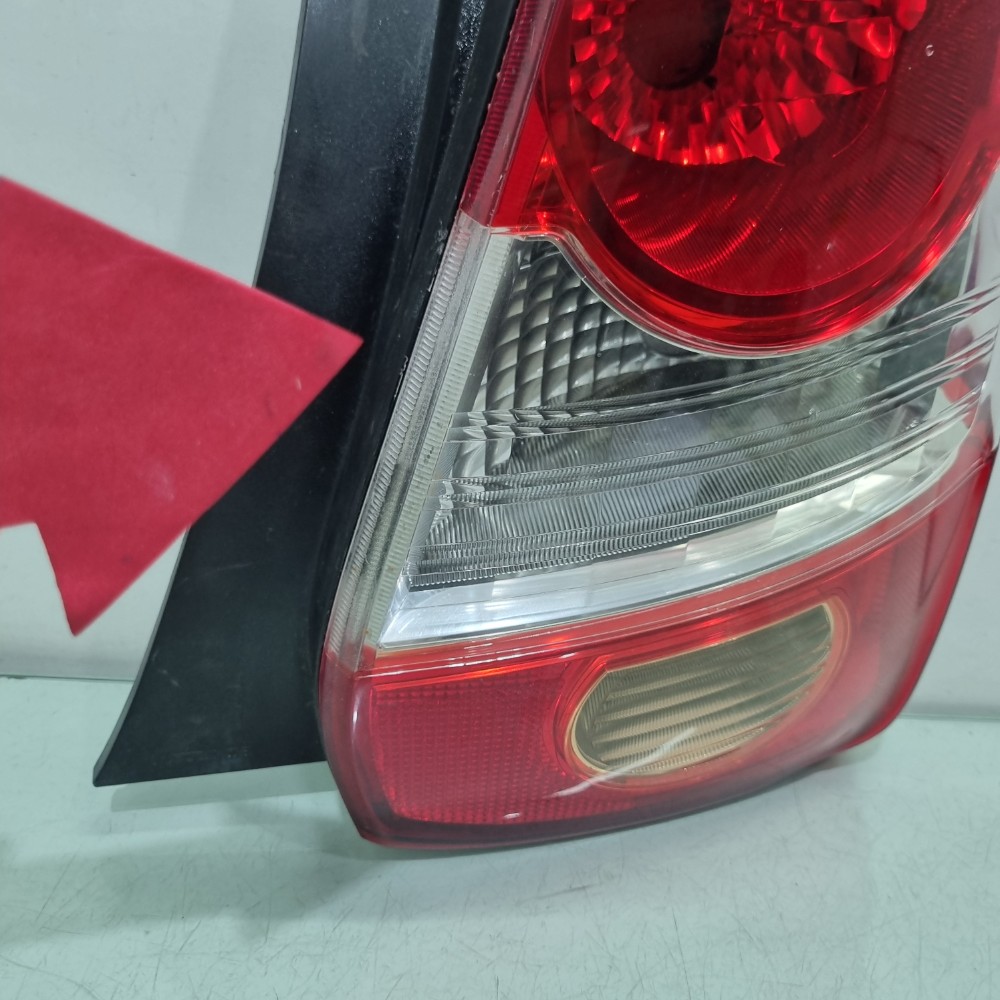 Lanterna Do Lado Direito Toyota Etios Hatch 2012/2018 Direito/passageiro 4