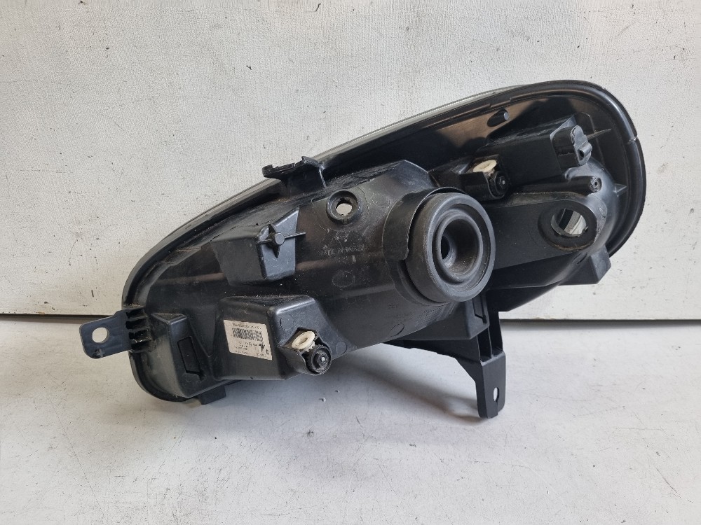 Farol Direito Máscara Negra Fiat Uno Drive 2016/ 2020 Recup. Direito/passageiro 4