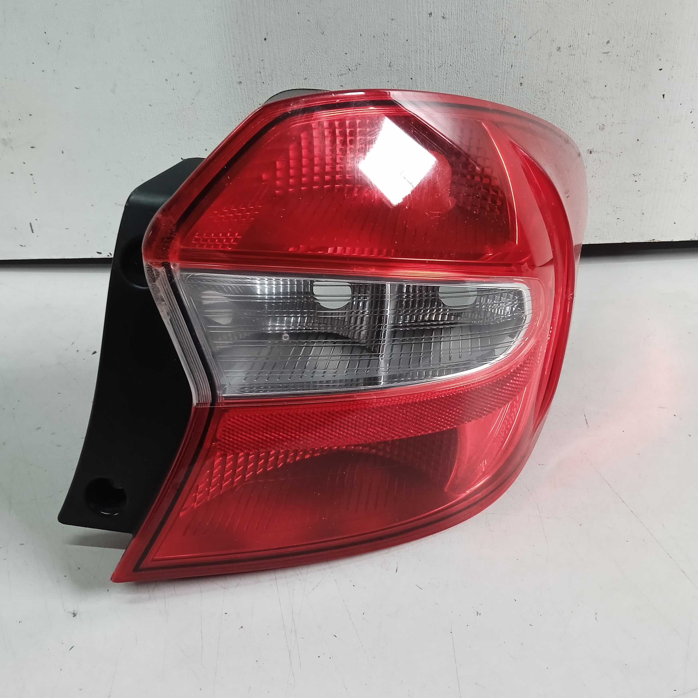 Lanterna Traseira Direita Ford Ka Sedan Ano 2015 / 2018 Rec 1