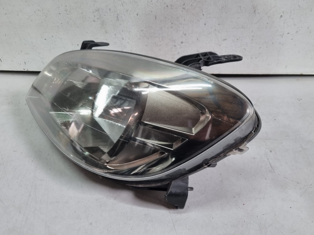 Farol Esquerdo Fumê Chevrolet Celta 2010 / 2013 Recuperado. 3