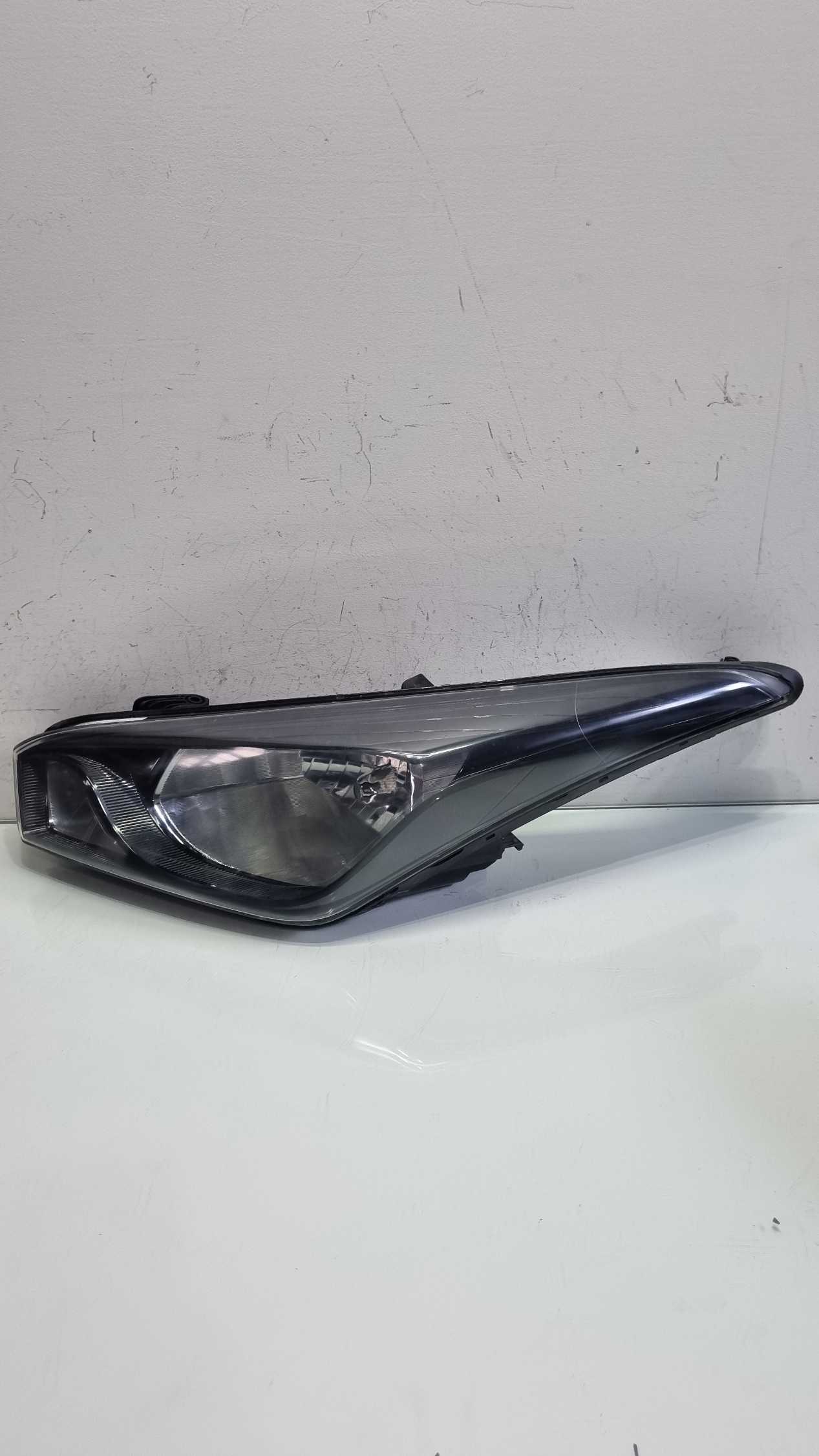 Farol lado esquerdo mascara negra Hyundai HB20 2013/2019 4