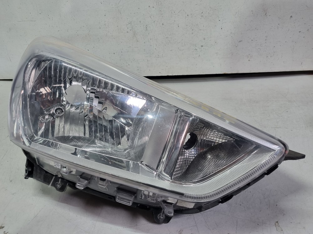 Farol  Direito Hyundai  Creta 2017/2021 Direito/passageiro 2