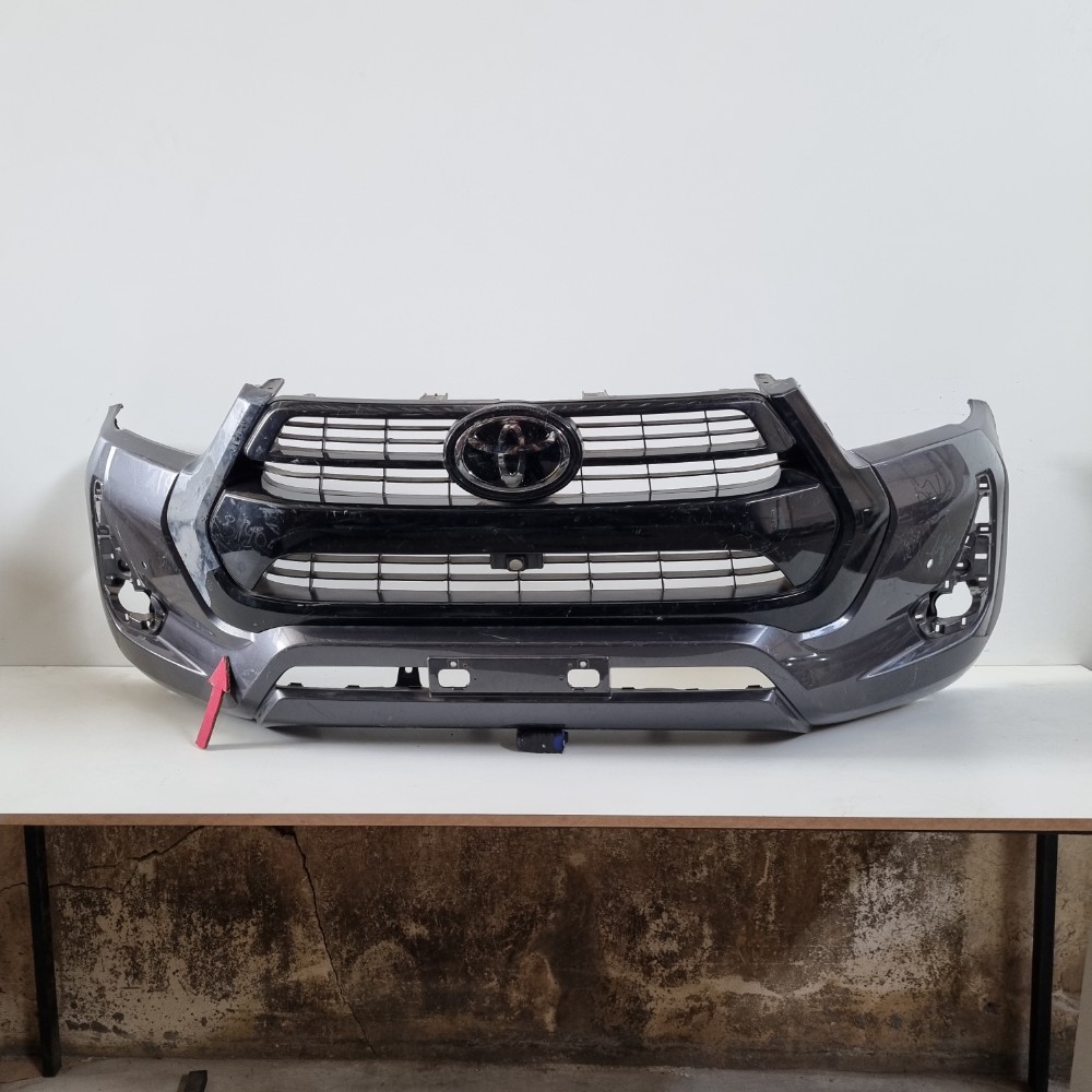 Parachoque Dianteiro Toyota Hilux Modelos 2021/2024 Cinza