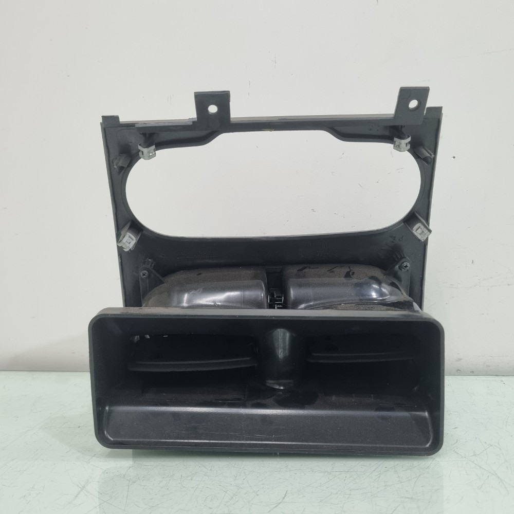 Moldura Central Ar-condicionado Strada Adventure 2013/2017 3