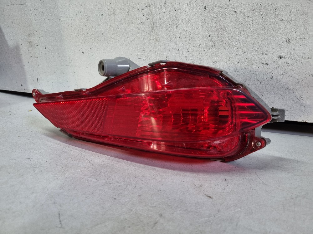 Luz Neblina Direira Toyta Yaris Sedan 2018/2022 Original Rec 6