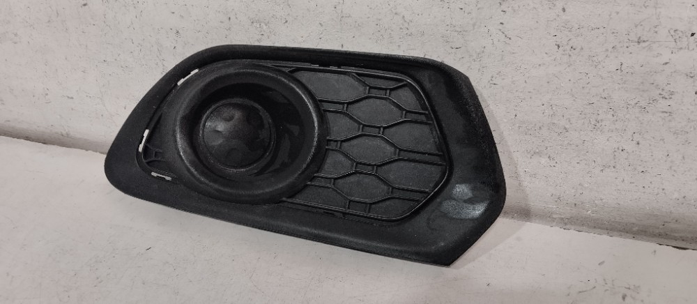 Moldura Mílha Direita Renault Sandero 2017/2019 Original Direito 2