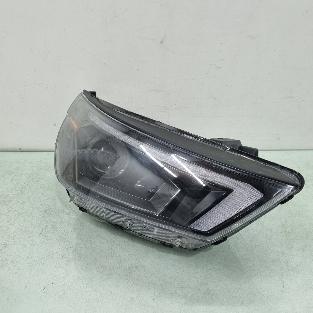 Farol Lado Direito Com Led Hyundai Hb20 2023/2025 Recuperado Direito/passageiro 2