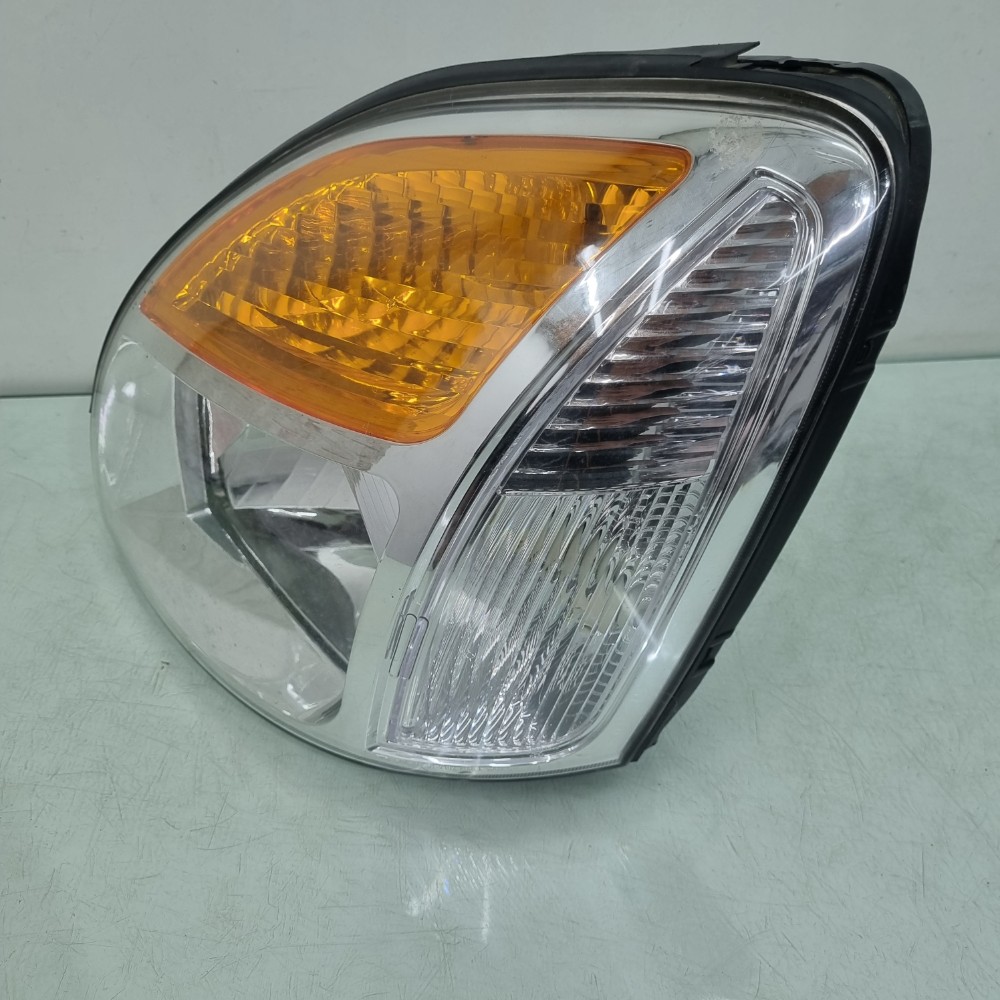 Farol Do Lado Esquerdo Hyundai H1 Modelos 2003/2008 Esquerdo/motorista 2