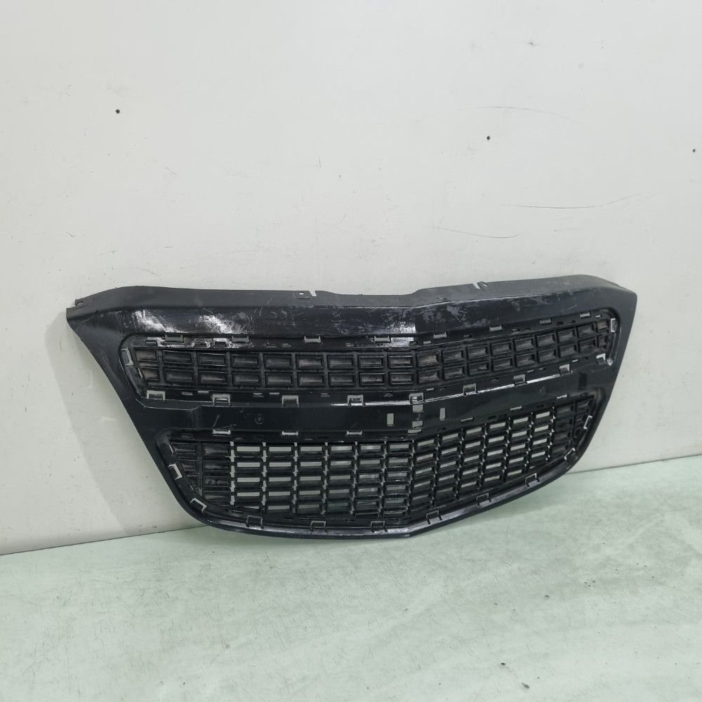 Grade Central Chevrolet Agile 2010/2013 Recuperada 3