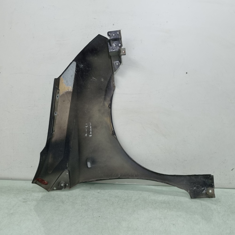 Para-lama Esquerdo Nissan Livina 2009 / 2014 Recuperado Ori. 4
