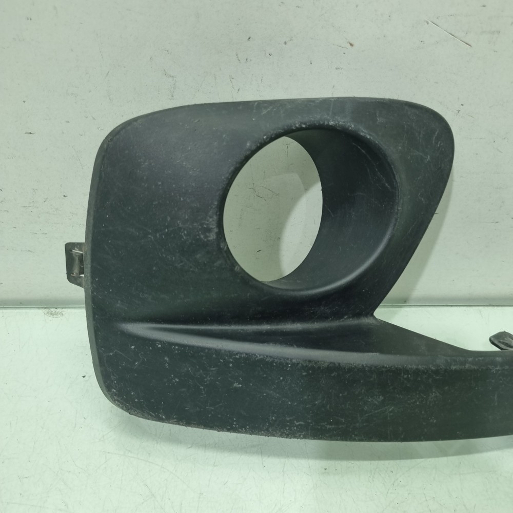 Moldura Farol De Milha Direito Fiat Mobi Modelos 2016/2018 Direito 4