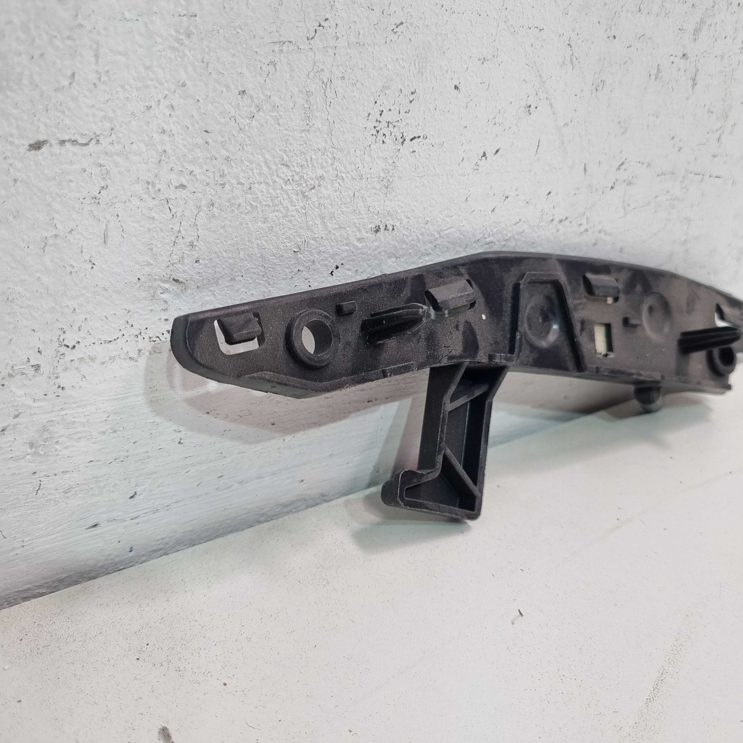 Guia Direita Do Parachoque Dianteiro Citroën C3 2013/2019 5