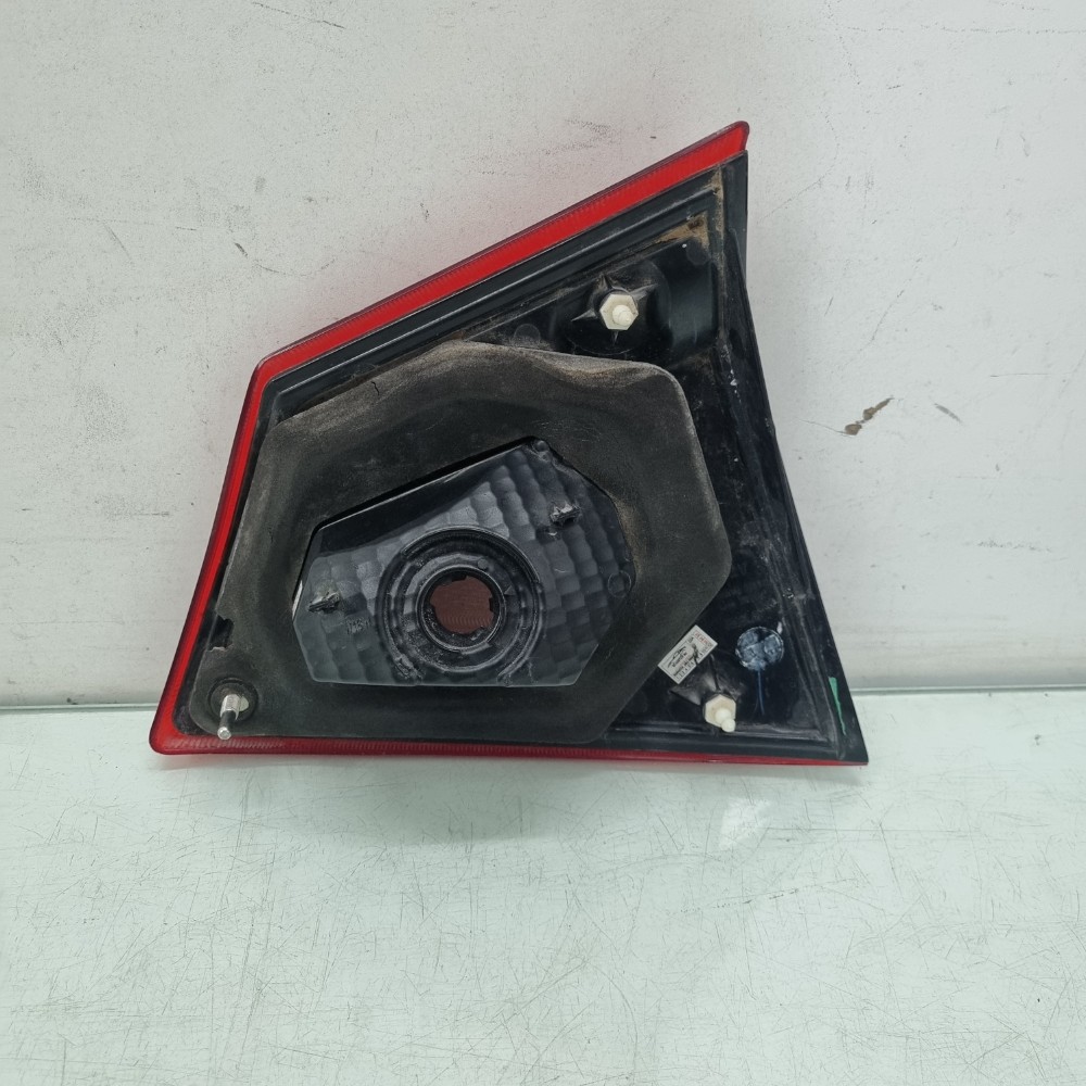 Lanterna Esquerda Tampa Traseira Suzuki Vitara 2016/2019 Ori 7