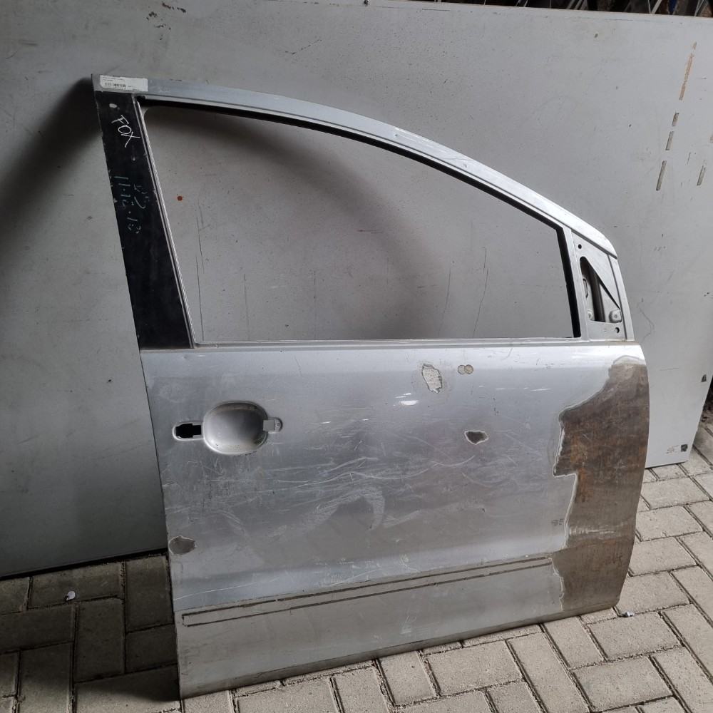 Porta Dianteira Direita Volkswagen Fox Modelos 2005/2010 Dianteira
