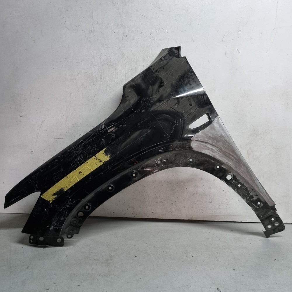 Para-lama Esquerdo Chevrolet Tracker 2020/2024 Recuperado 1