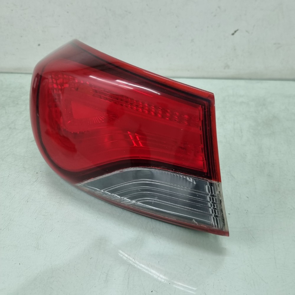 Lanterna Esquerda Hyundai Elantra 2015/2018 Original Esquerdo/motorista 2
