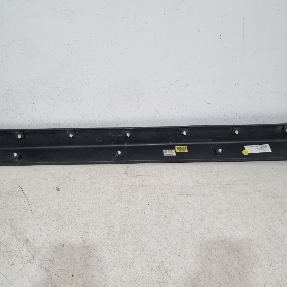 Spoiler Lateral Direito Hyundai Santa Fé Modelos 2017/2020 5