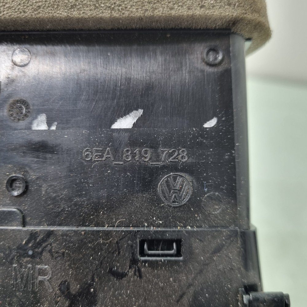 Difusor De Ar Esquerdo Volkswagen Polo Modelos 2017/2022 4