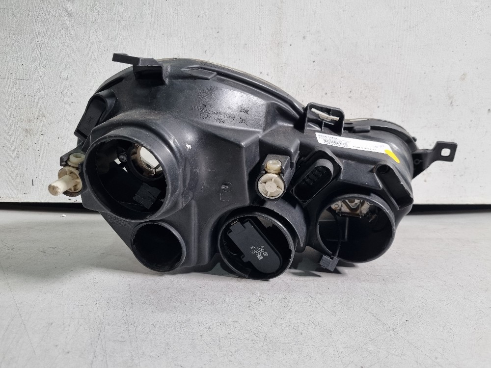 Farol Esquerdo Volkswagen Polo 2002/2006 Semi-novo Original. 4