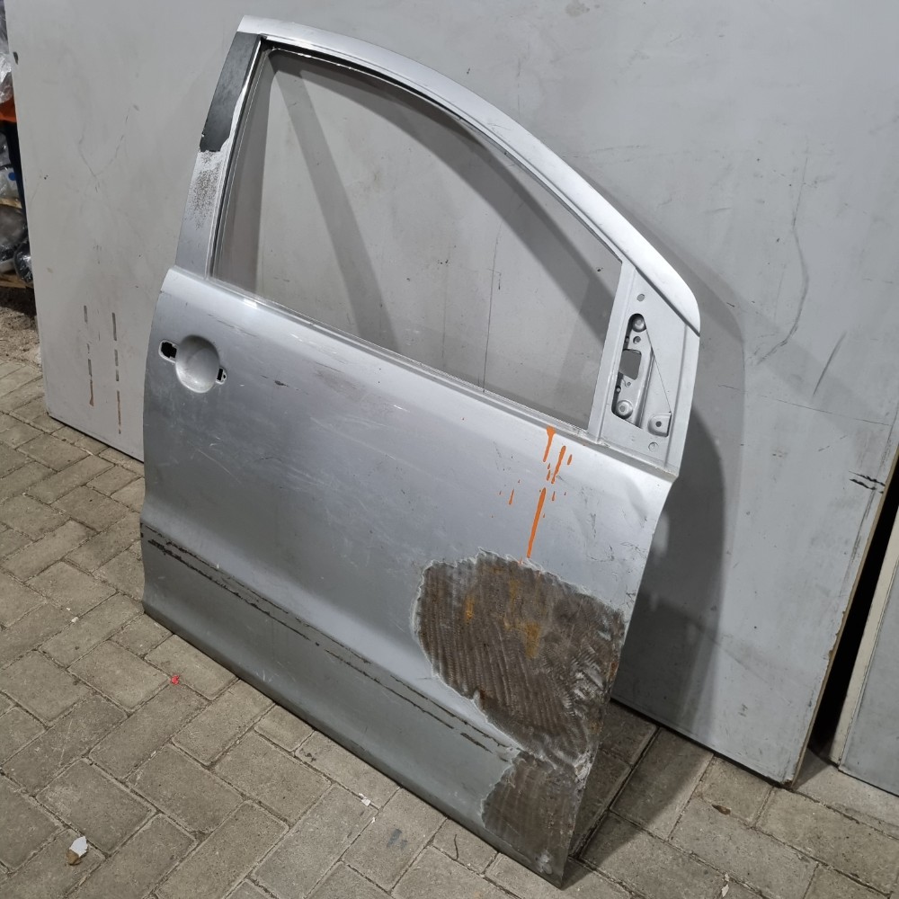 Porta Dianteira Do Lado Direito Volkswagen Fox 2012/2014 Dianteira 3