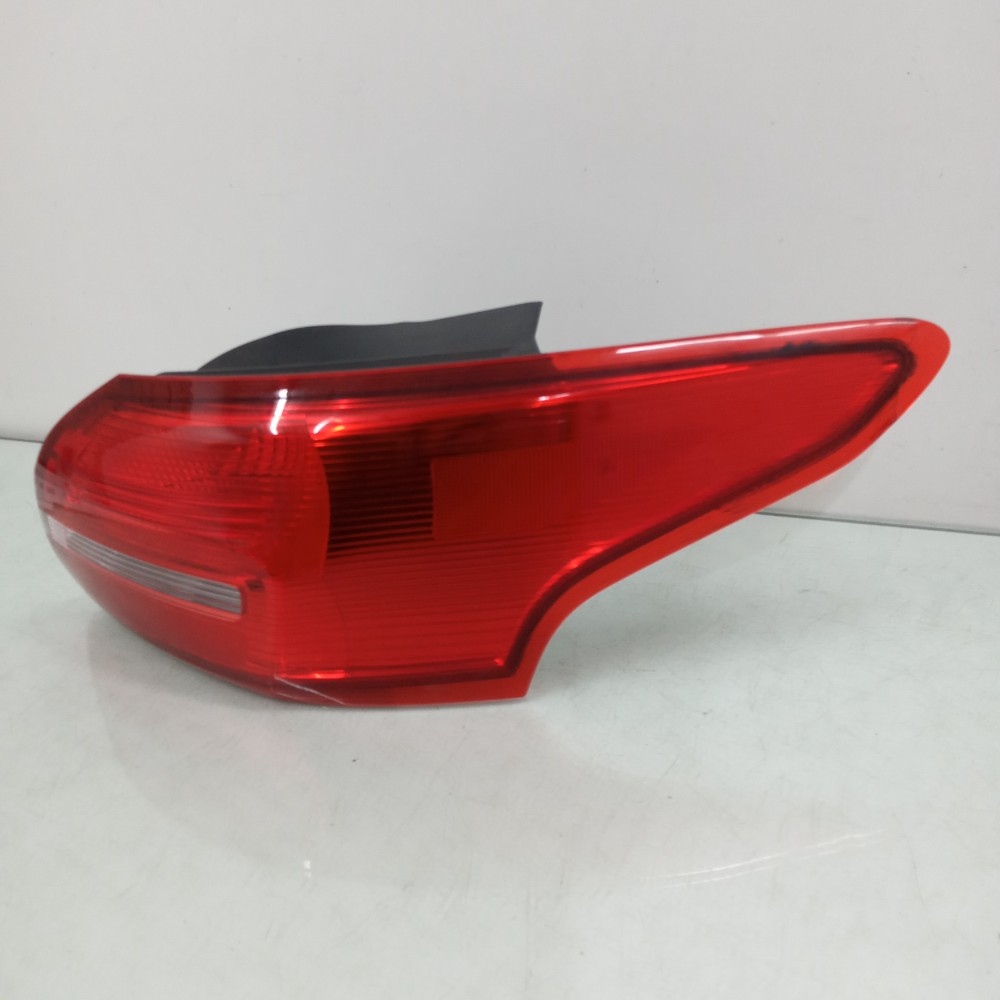 Lanterna Do Direito Ford Focus Sedan Modelos 2016/2019 Direito/passageiro 3