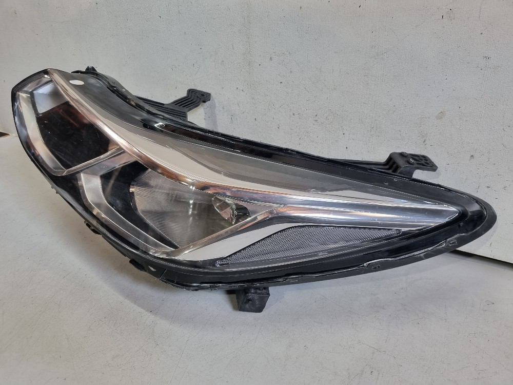 Farol Esquerdo Sem Led Chevrolet Cruze 2017/2021 Recuperado. 3