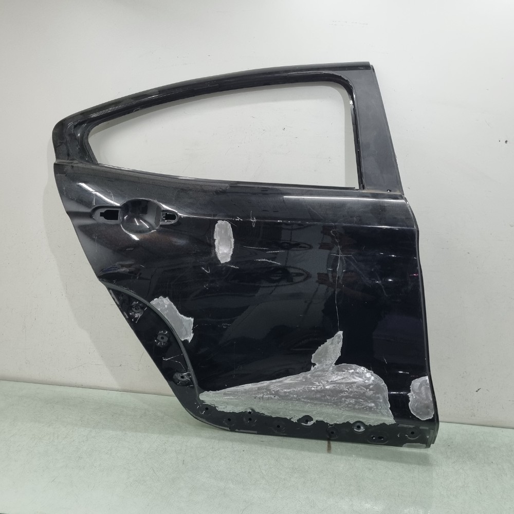 Porta Traseira Do Lado Direito Fiat Fastback 2022/2025 Traseira 1