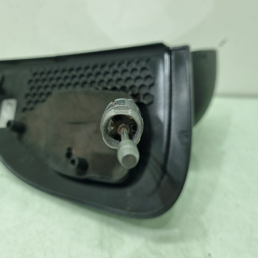 Retrovisor Manual Do Lado Direito Fiat Fiorino 2014/2021 4