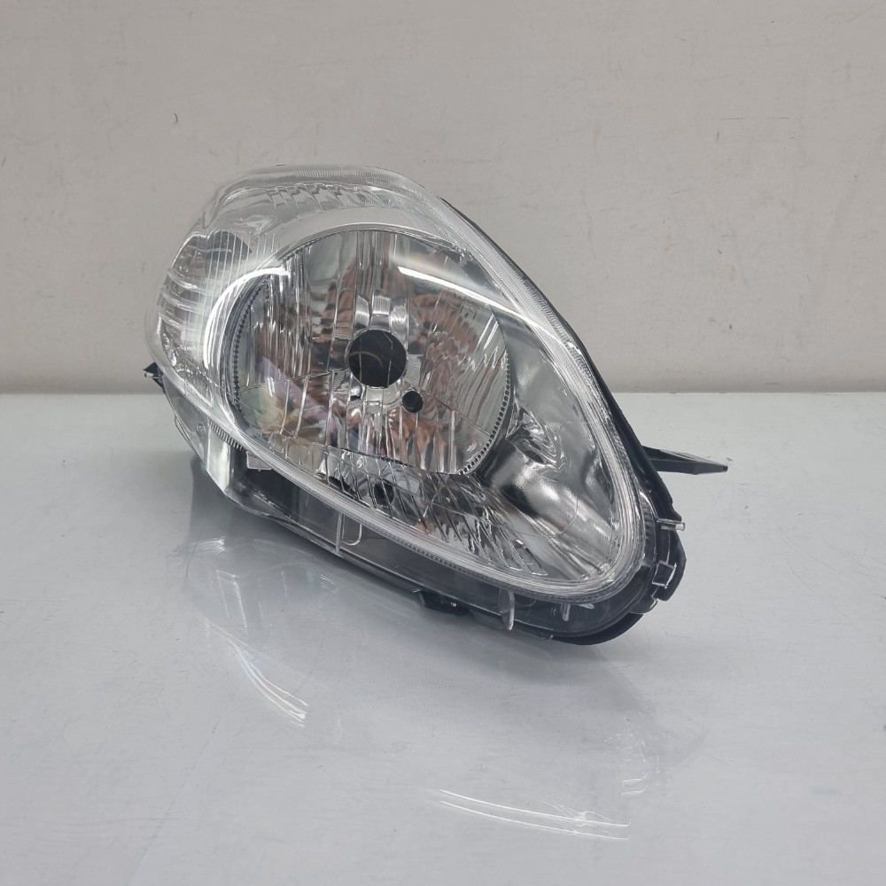 Farol Do Lado Direito Fiat Punto Modelos 2007/2012 Direito/passageiro 2
