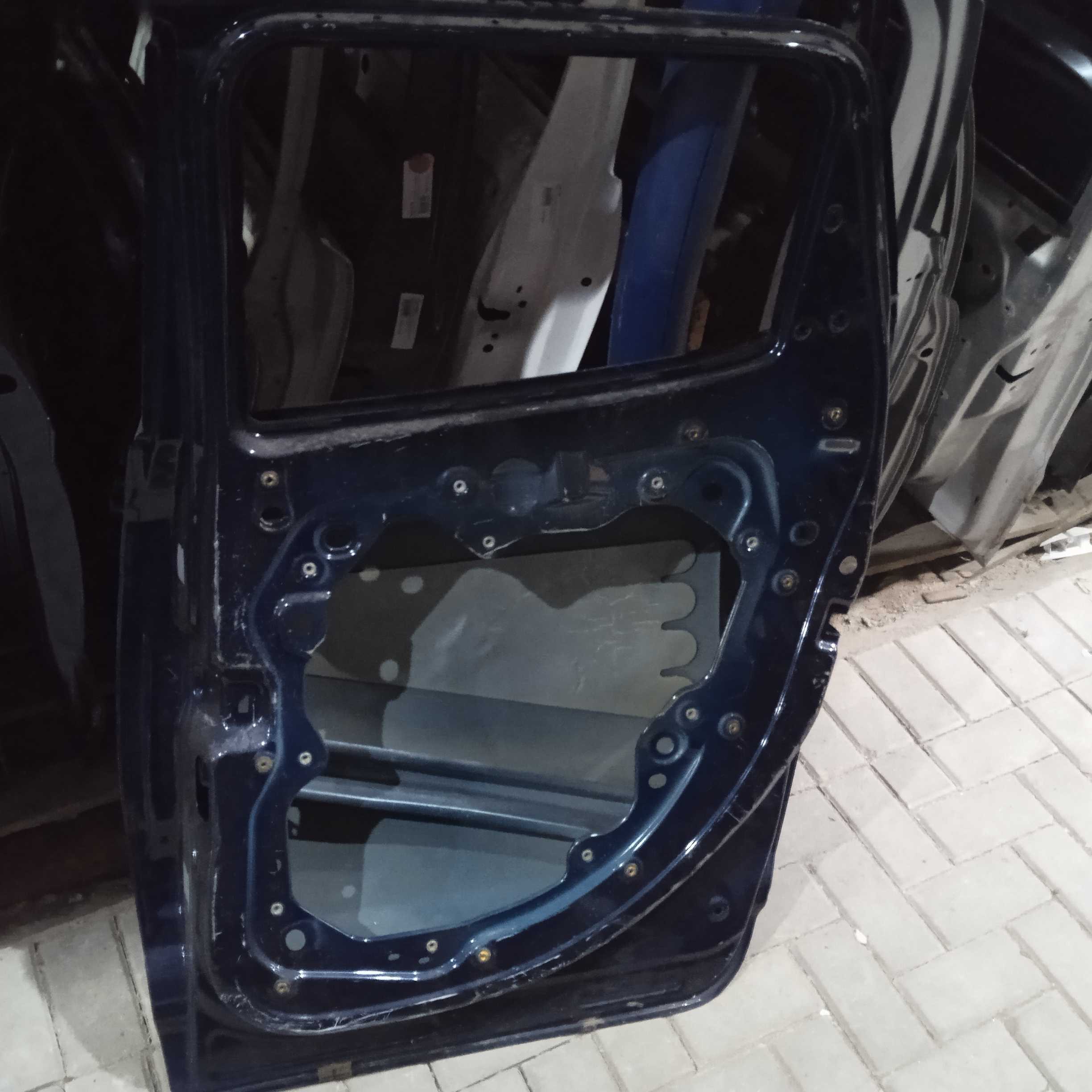 Porta Traseira Do Lado Direito Fiat Toro 2016/2024 2