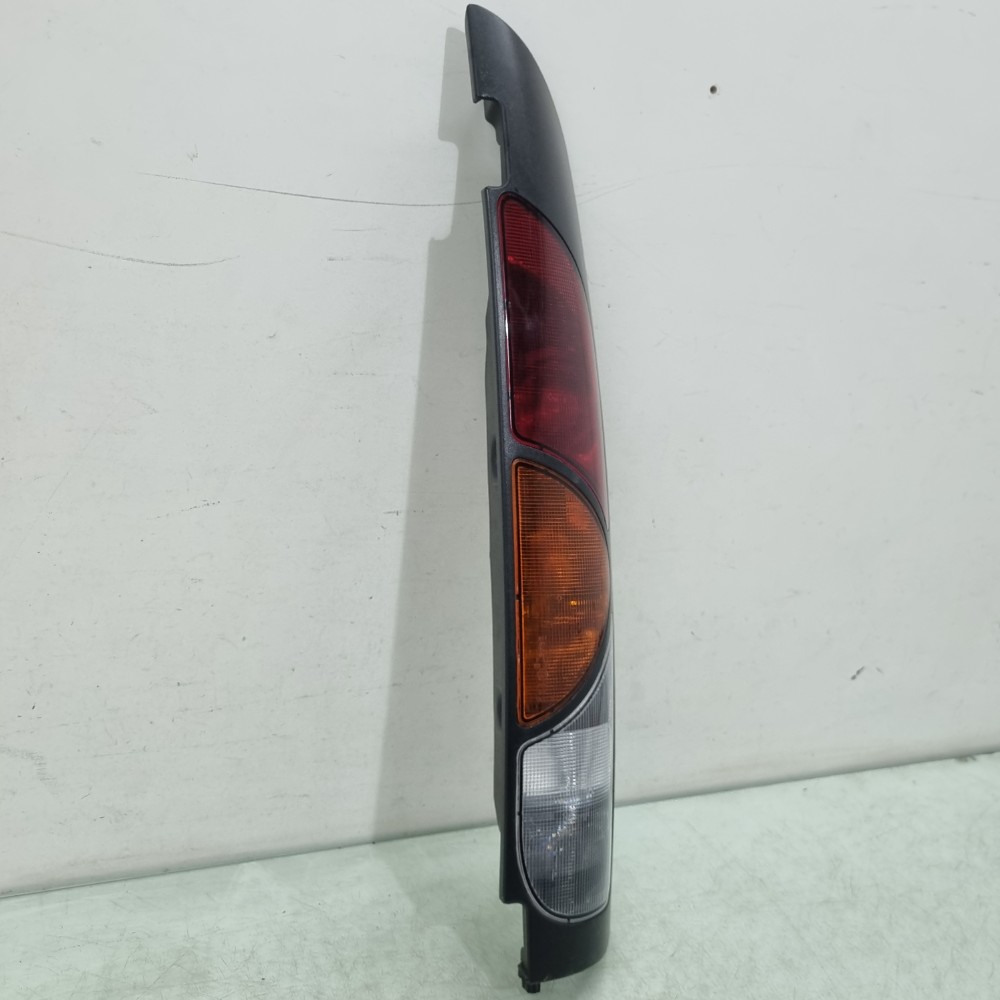 Lanterna Traseira Direita Renault Kangoo 2013/2016 3
