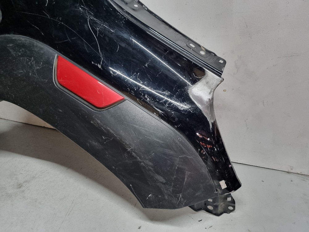 Paralama Direito Toyota Hilux 2021/2024 2