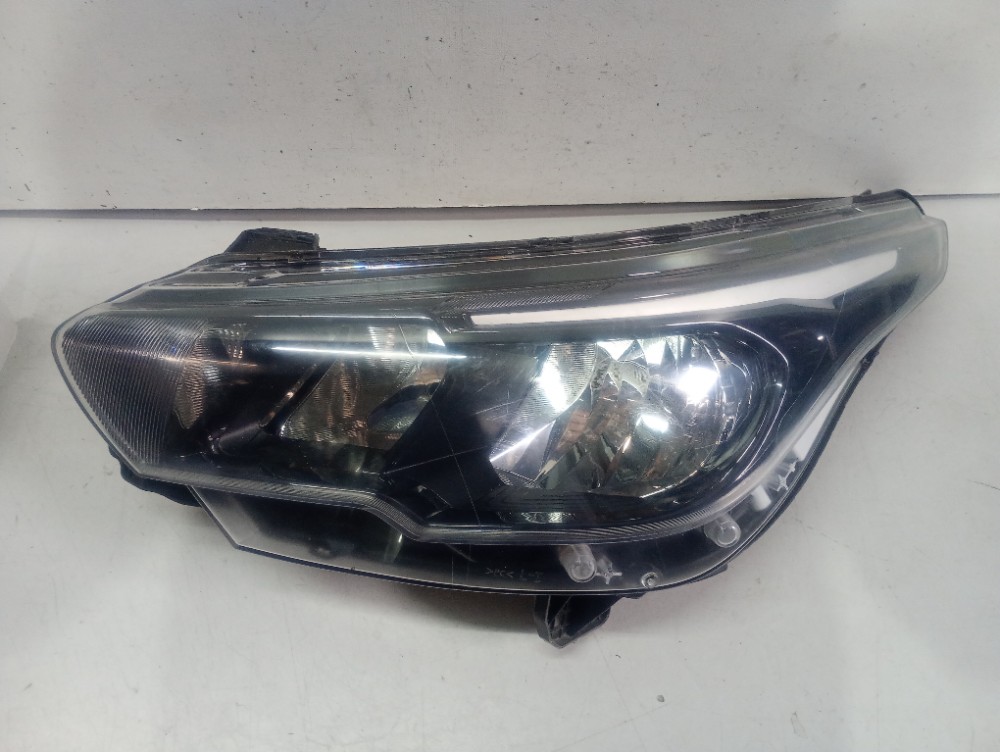 Farol Esquerdo S/led Fiat Argo 2017/2022 Recon Esquerdo/motorista 1
