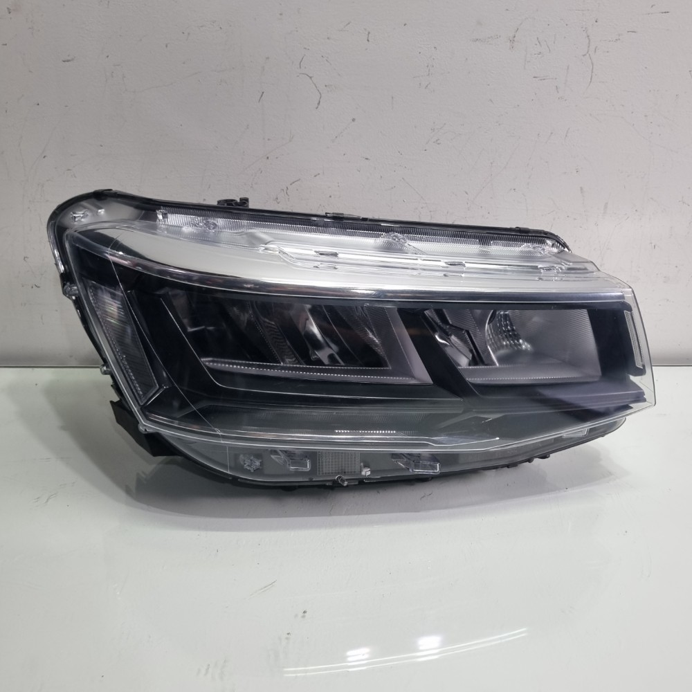 Farol Dianteiro Direito Full Led Volkswagen Taos 2022/2025 Direito/passageiro 1