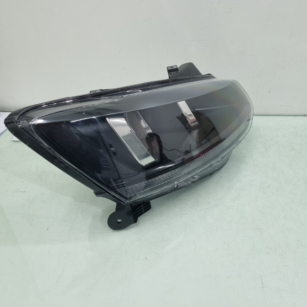 Farol Do Lado Direito Volkswagen Fox Modelos 2016/202 Direito/passageiro 3