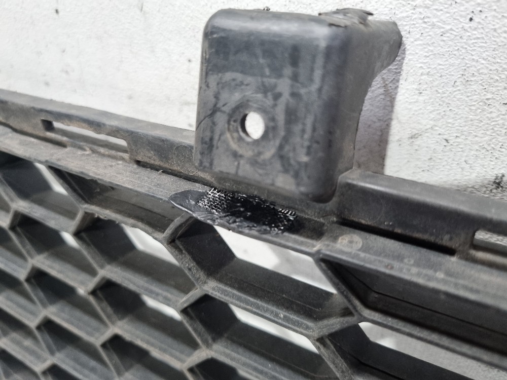 Grade Inf. P.choque Diant. L200 Triton 2012/2015 Semi-novo. 8