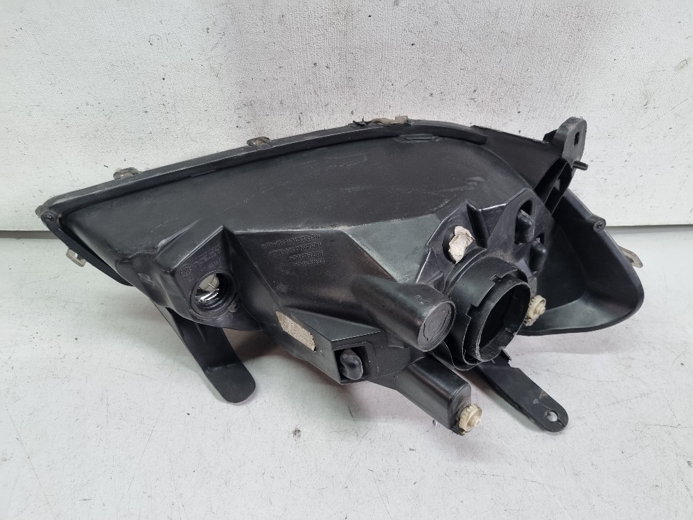 Farol Esquerdo Fumê Chevrolet Celta 2010 / 2013 Recuperado. 9