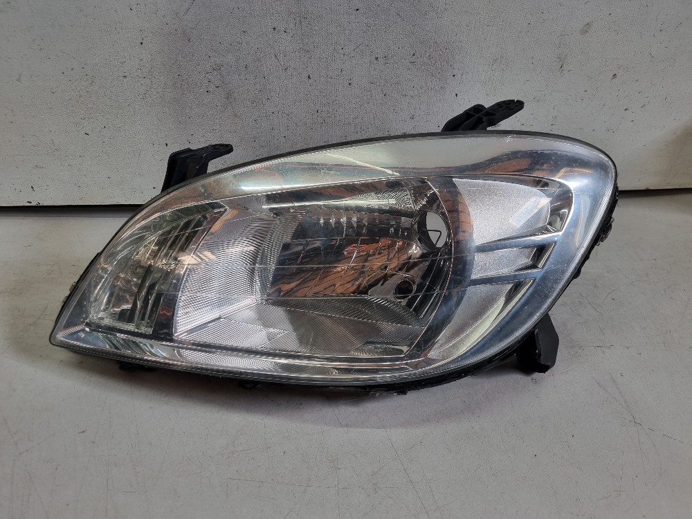 Farol Dianteiro Esquerdo Cromado Chevrolet Celta 2006/2010 Esquerdo/motorista 1
