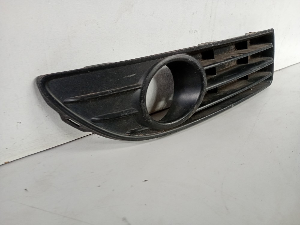 Moldura Do Milha Direita Volkswagen Polo 2008/2011 Original Direito 2