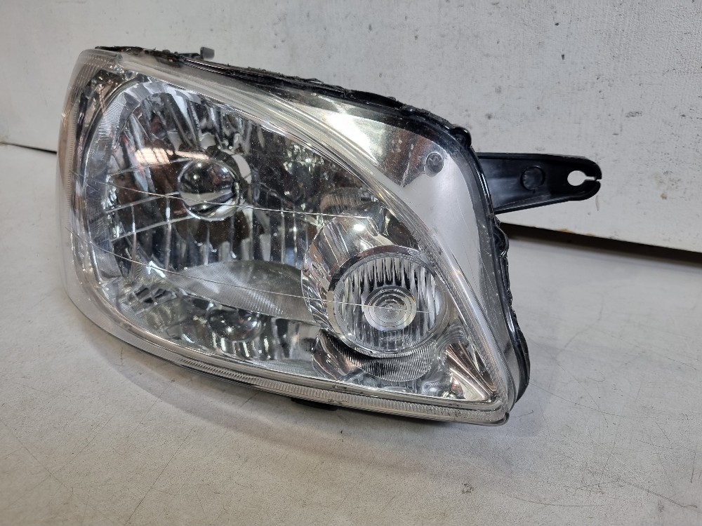 Farol Direito Chevrolet Classic 2011/2016 Usado E Original. Direito/passageiro 2