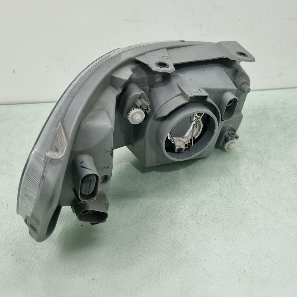 Farol Lado Esquerdo Volkswagen Gol G4 2006 À 2010 4