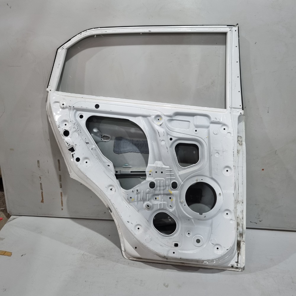 Porta Traseira Esquerda Hyundai Creta 2017/2021 Recuperada Traseira 4