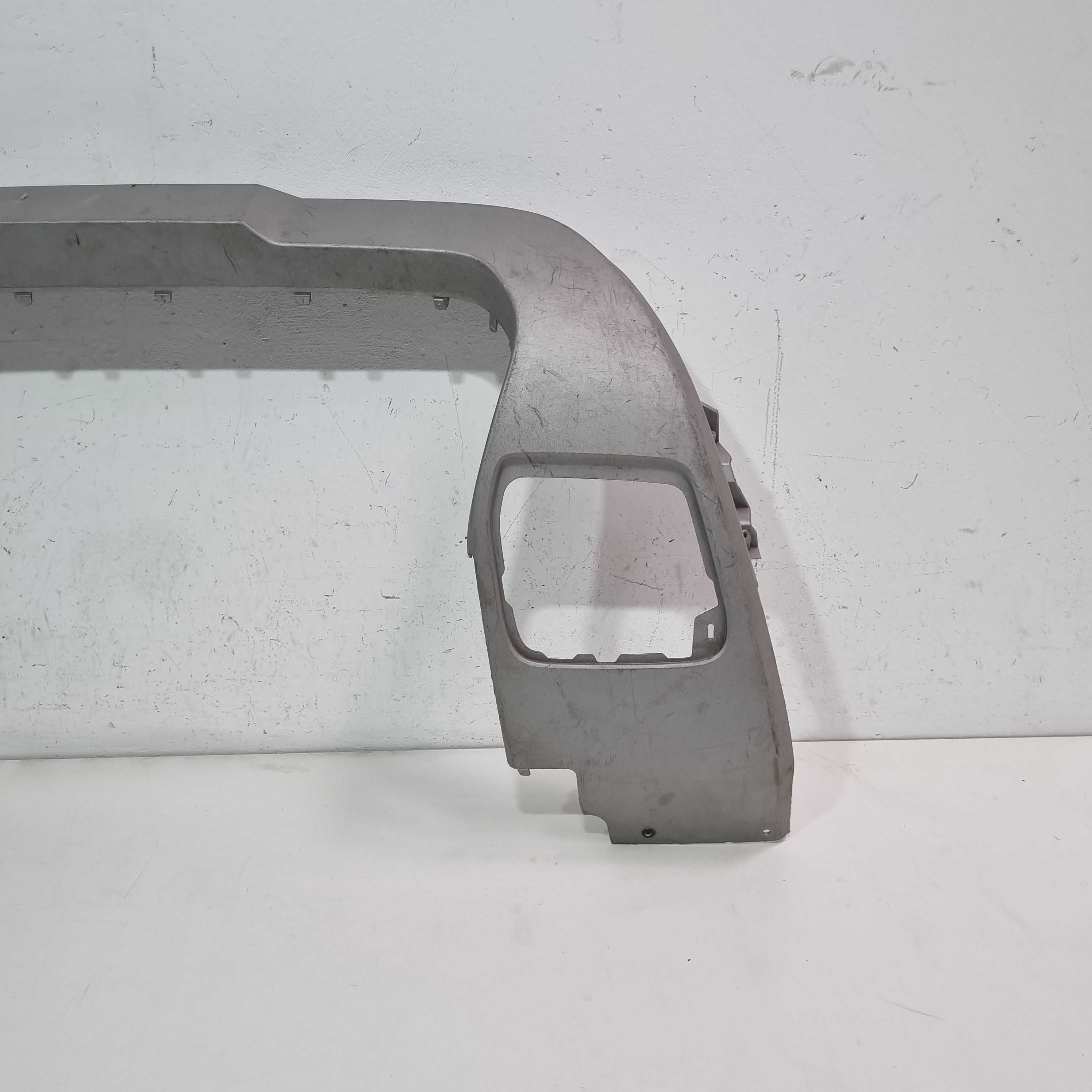 Aplique Do Parachoque Dianteiro Renault Duster 2020/2023  Prata 2