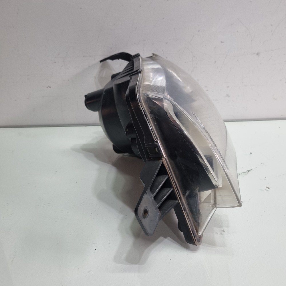 Farol Do Lado Esquerdo Renault Kwid Modelos 2016/2021 Esquerdo/motorista 4