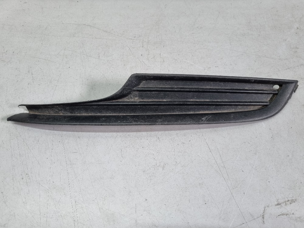 Moldura Esquerda Do Cibié Volkswagen Golf 2014/2017 Seminovo