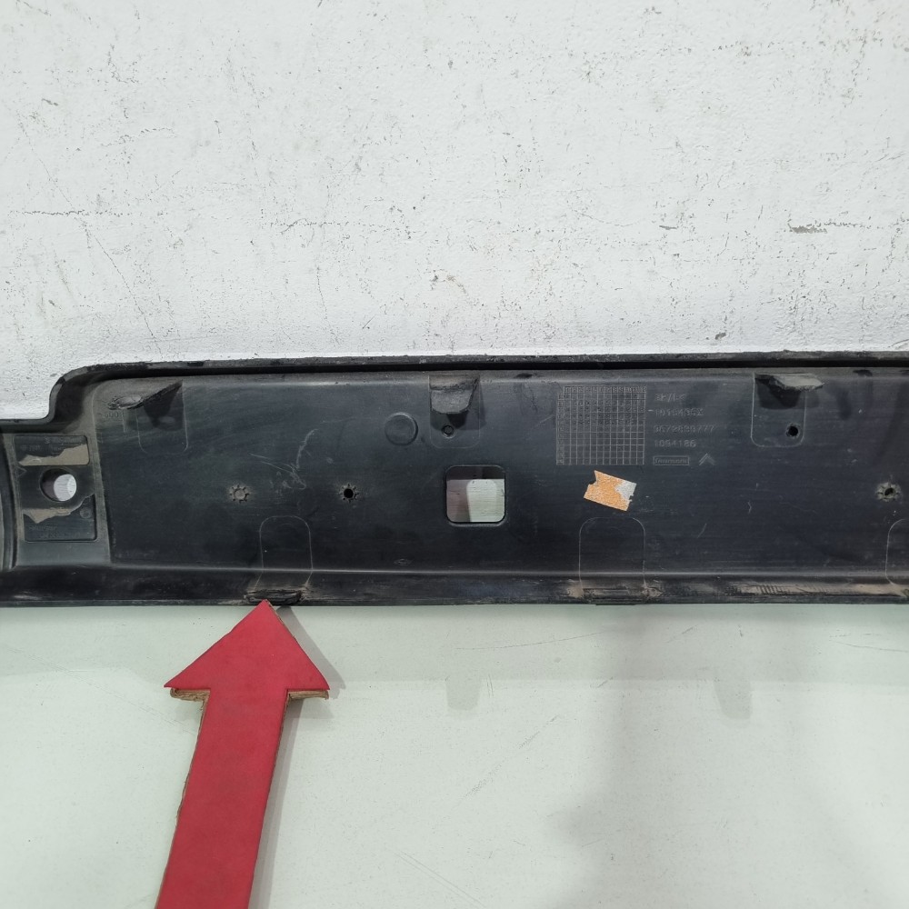 Aplique Central Parachoque Dianteiro Citroen Ds5 2013/2016 Preto 4