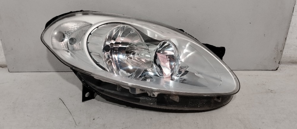 Farol Direito Cromado Fiat Palio 2013/2018 Original Direito/passageiro 2