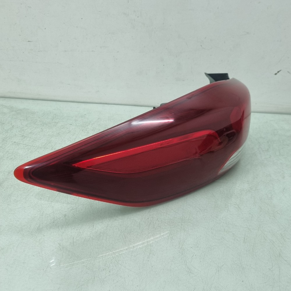 Lanterna Do Lado Esquerdo Hyundai Elantra Modelos 2017/2020 Esquerdo/motorista 3