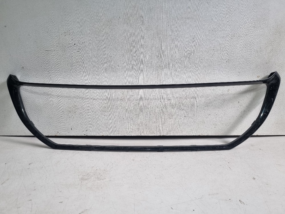 Friso Da Grade Toyota Corolla Cross 2022/2024 Semi-nova 3