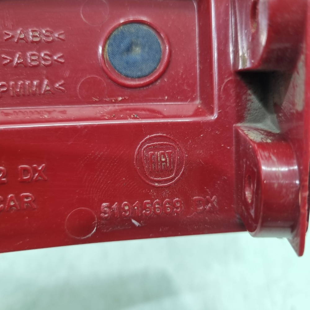 Refletor Traseiro Direito Fiat Strada Working 2014/2019 4